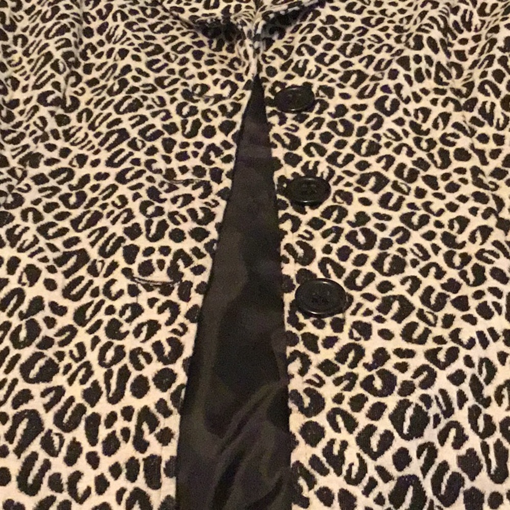 Leopard Print Jacket - image 4